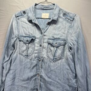 American Eagle Shirt Womens Small Blue Chambray Boyfriend Fit Metal Buttons